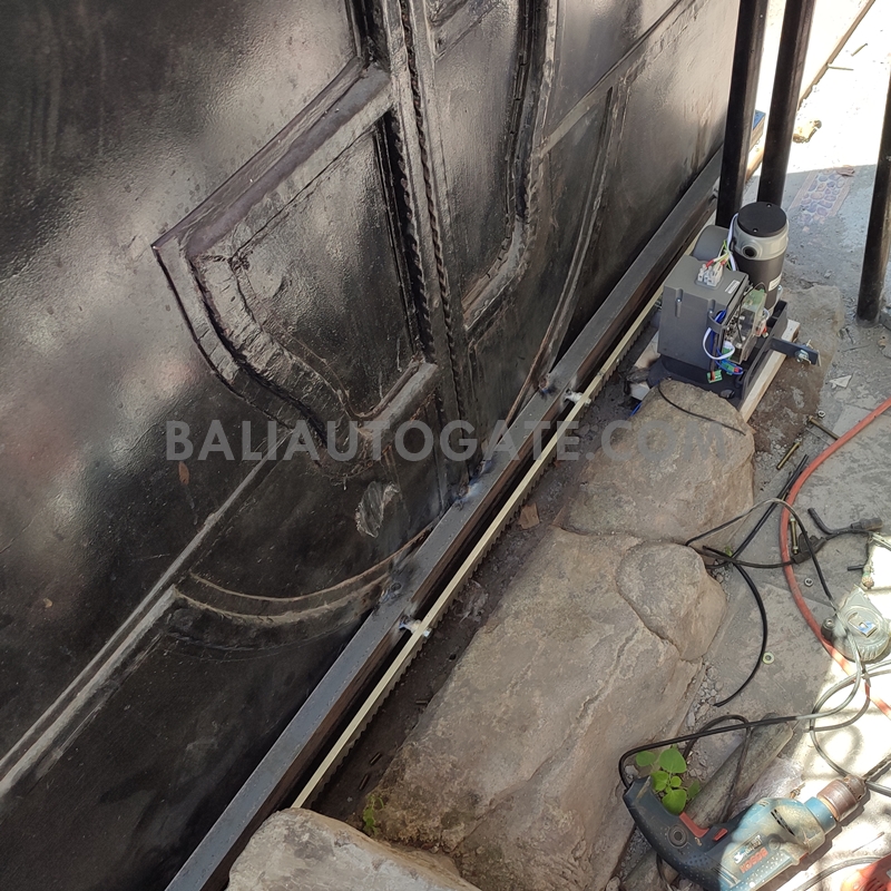 Jual Pintu Gerbang Swing Otomatis di Bali